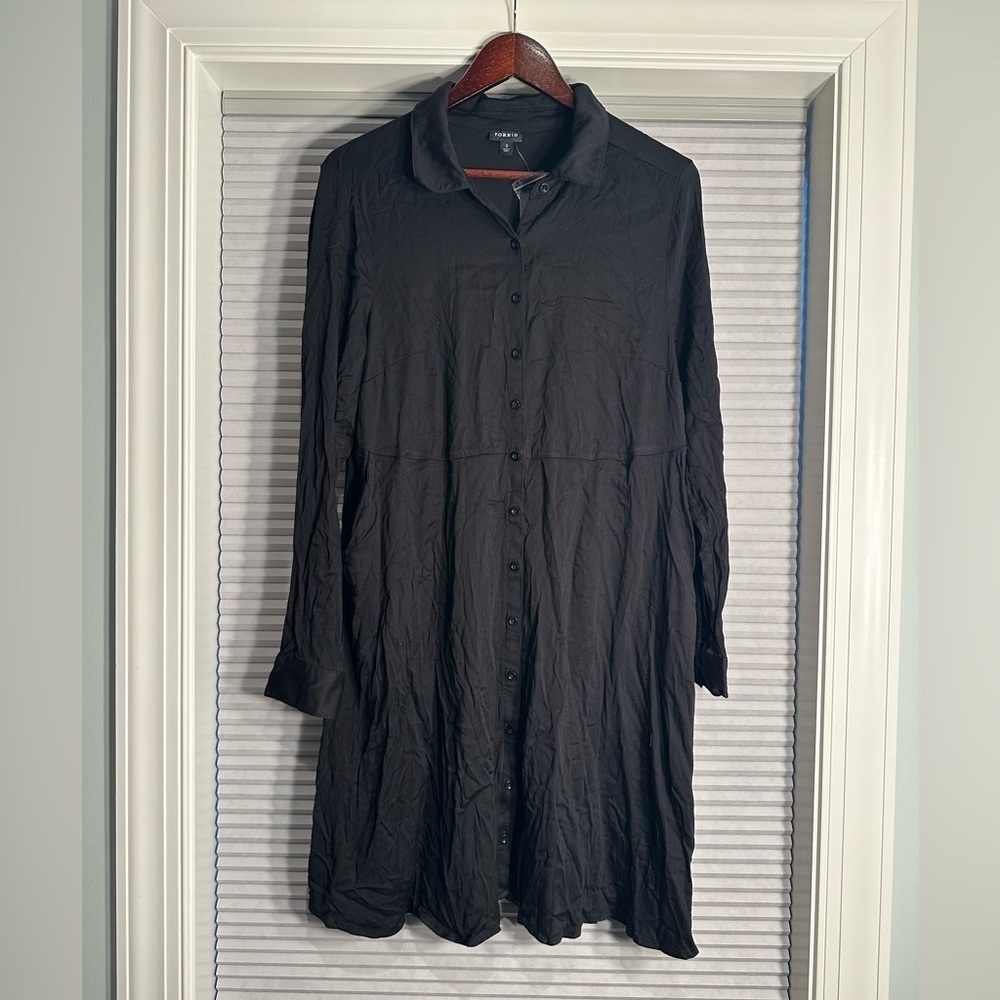 NWT Torrid black button down dress